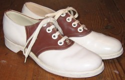Saddle shoes (0659)